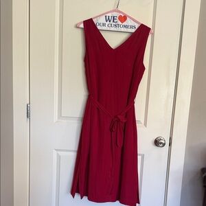 Elegant Red Sleeveless Dress